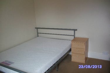 4 bed house, Essex Road, Near university, Bognor regis, PO212BU - Image 2